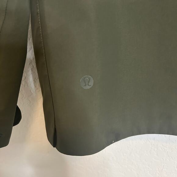 Lululemon Resist The Mist Rain Jacket Sz 6 - Picture 9 of 11